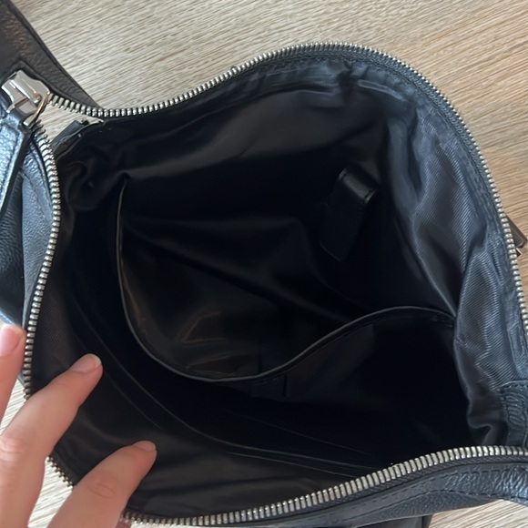 Barney’s New York leather briefcase - Picture 6 of 7